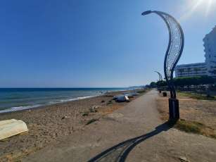 JOKER´DEN TECE´DE 2+1 EŞYALI HAVUZLU SATILIK DAİRE